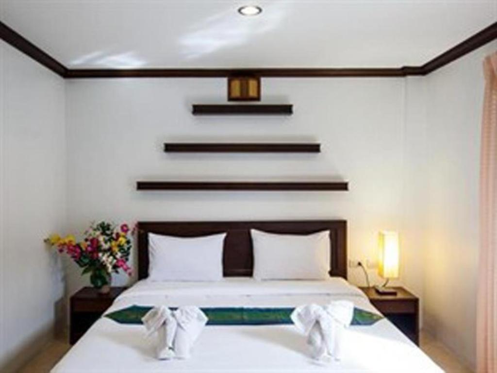 Triple Rund Place Hotel Patong Dış mekan fotoğraf