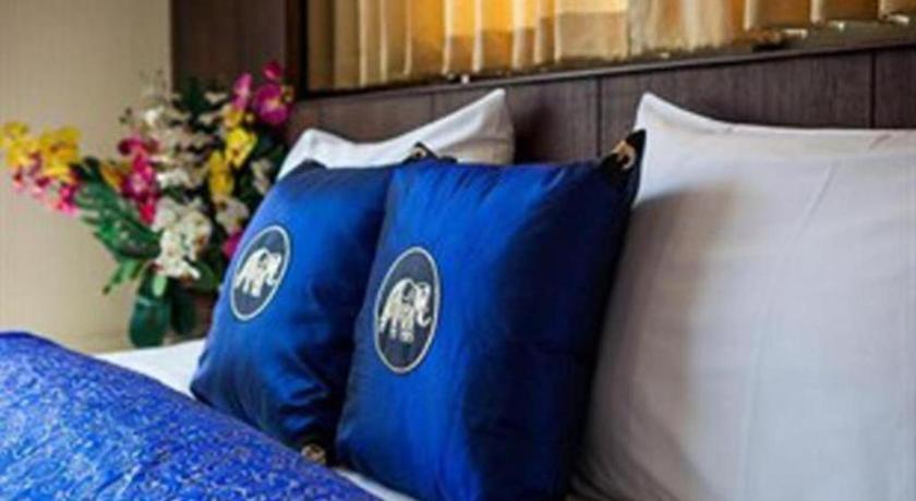 Triple Rund Place Hotel Patong Dış mekan fotoğraf